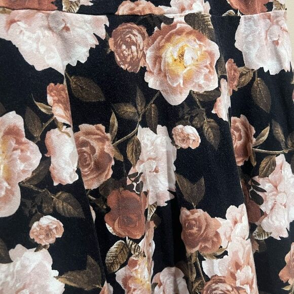 Forever 21 Rose Print Skater Dress - size S - Picture 3 of 5